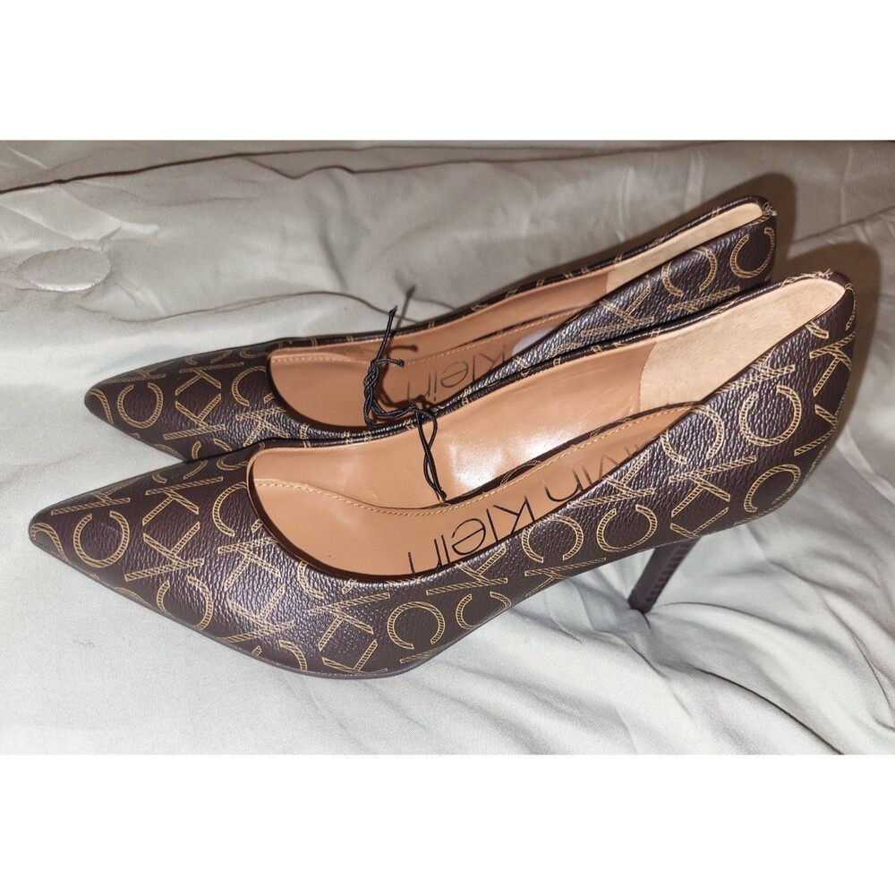 Calvin Klein Womens CK Logo Pointed High Heeled Shoes Size 7